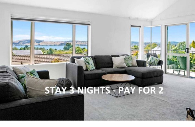 Lake Views! 5min Drive to Town *No Service Fee*