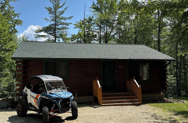 Lakeside Cabin "Serenity"