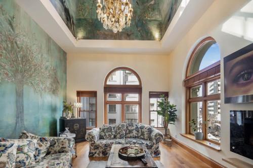 Lambton Quay Loft - Sleeps 11