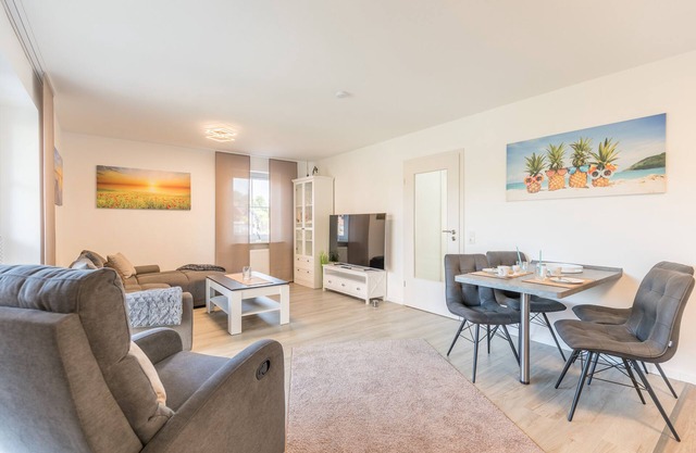 "Land & Sea". Top apartment in a quiet location!