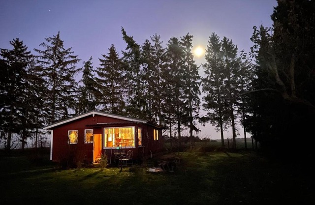 Landhaus mit Pool, Bungalow in der Natur