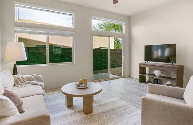 Landing | Amazing 1BD, Pool, Gym