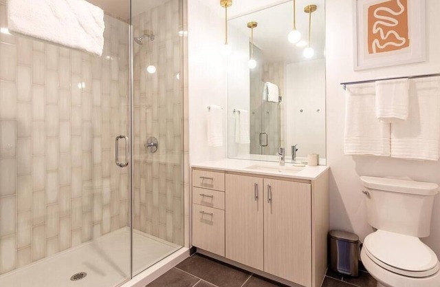 Landing at 5 MLK - 2 Bedrooms in Southeast Portland