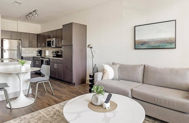 Landing | Modern 1BD, Pool, Courtyard