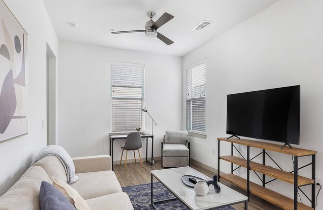 Landing | Spectacular 2BD, Gym, Clubhouse