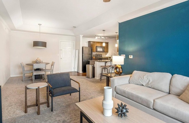 Landing | Stunning 2BD, Pool, Courtyard