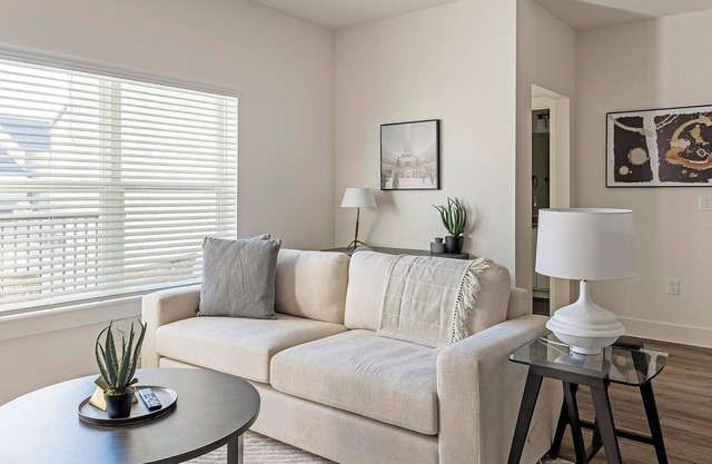 Landing | Stylish 2BD, Clubhouse, Gym