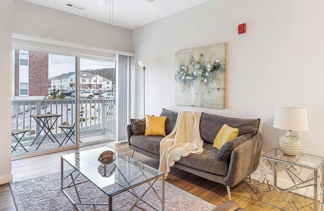 Landing | Stylish 2BD, Pool, Clubhouse