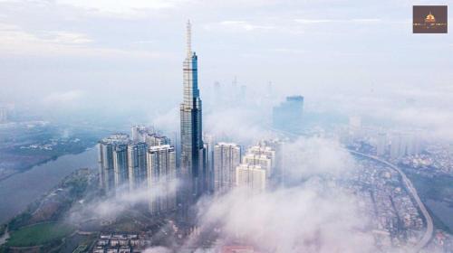 Landmark 81 - Sunny Apartment
