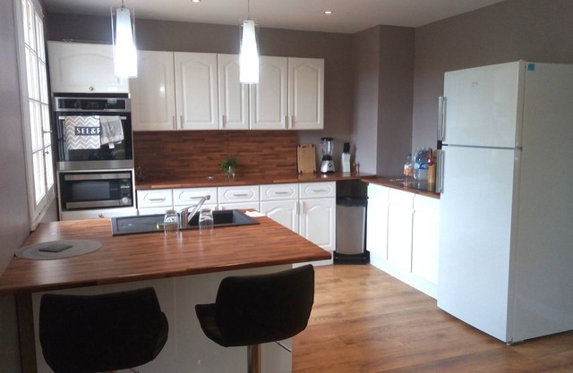 Lanmary Forest, 1st floor independent in a villa with pool