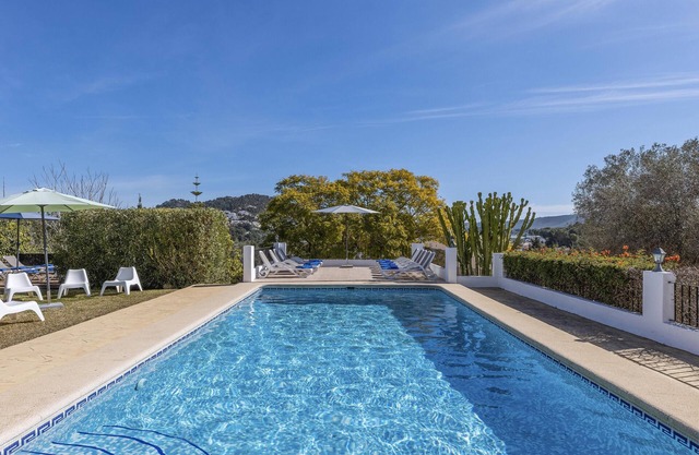 Large and comfortable villa in Javea, on the Costa Blanca, Spain with private pool for 18 persons