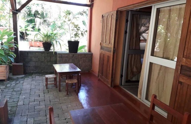 Large apartment equipped and air conditioned in the heart of the city and nature