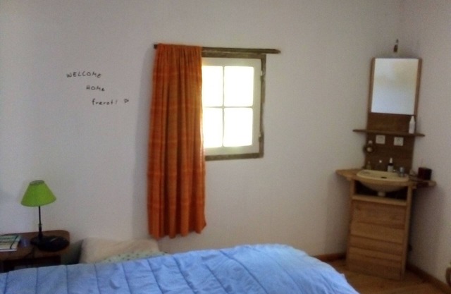 Large atypical country house. Pets allowed