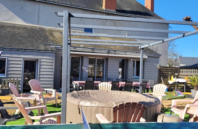 Large Beau Clair gîte multi-games summer spa