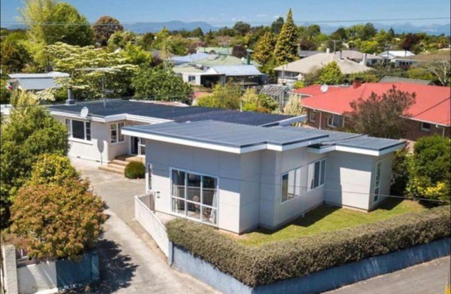 Large Bright Guest House