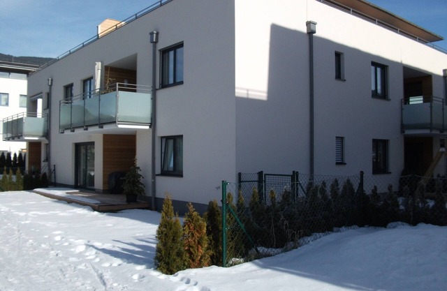 Large, Centrally Located Apartment