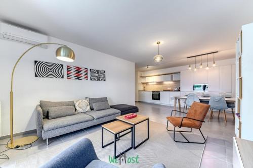 Large family apartment with parking in Lyon