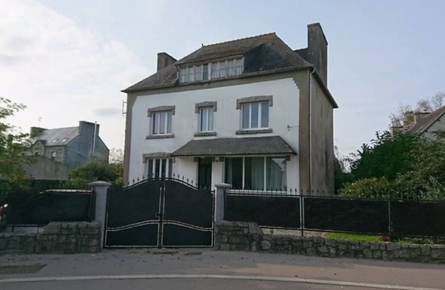 Large family house with Park in Central Brittany