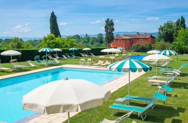 Large Flat with furnished terrace and view,Wi-Fi, A/C, 2 pools,stunning location