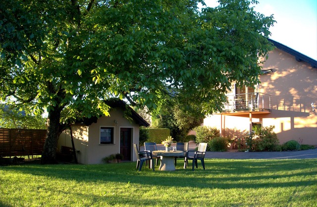 Large, high-quality furnished vacation apartment with sauna in the Eifel