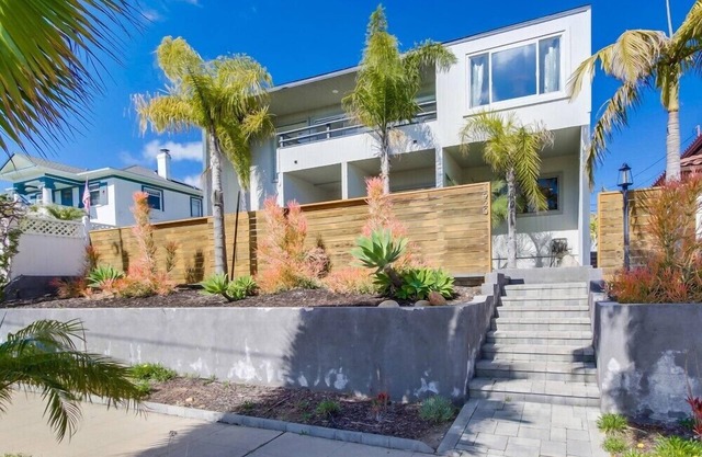 Large Home in Pacific Beach