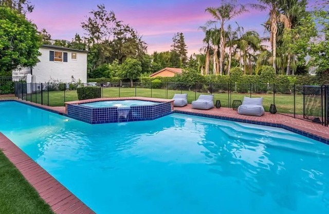 Large & Light-filled Pool Home