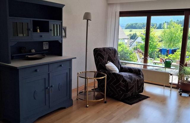 Large vacation apartment with terrace at the entrance to the northern Black Forest. Quiet residential area