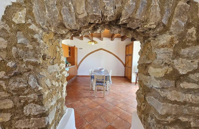 Large villa on two levels with outdoor spaces dedicated to your relaxation