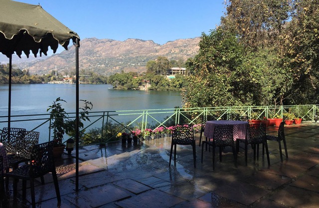 Latitude 29 by The Lake Resort