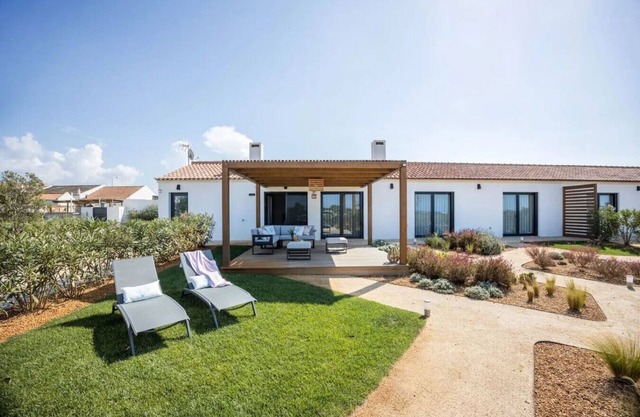 Lavender Retreat Rogil