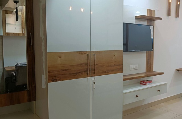 Lavish Studio Apt (721) in West/Central Delhi