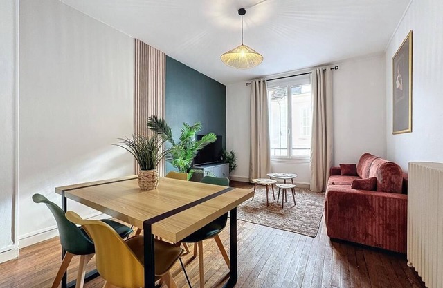 Le 2-F2 historic center