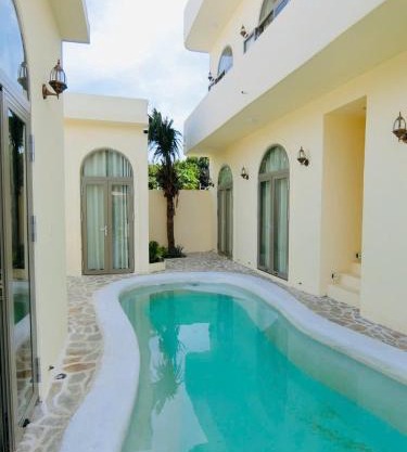 Le Cosmos 2 Vĩnh Hy