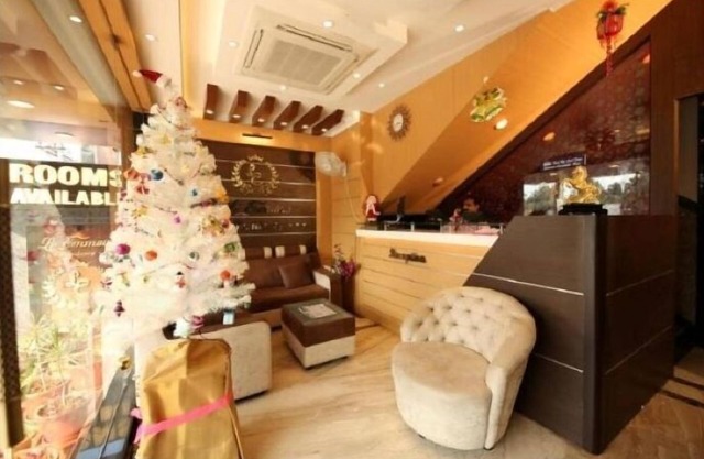 Le Emerald Residency