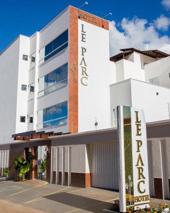 Le Parc Hotel