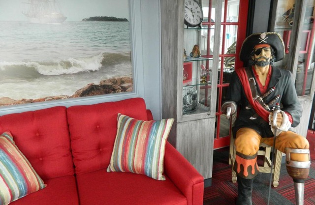 Le Pirate Motel et Camping