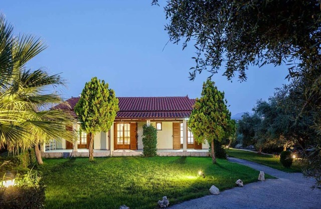 Lefkothea Villas Complex