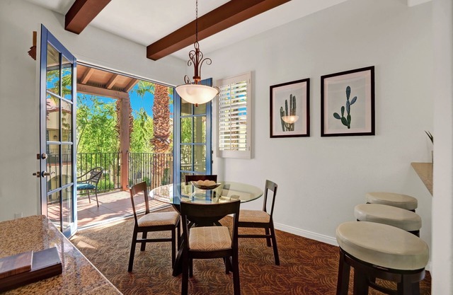 Legacy Villas Near Three Pools. Recently Renovated. 3BR/3BA #111057