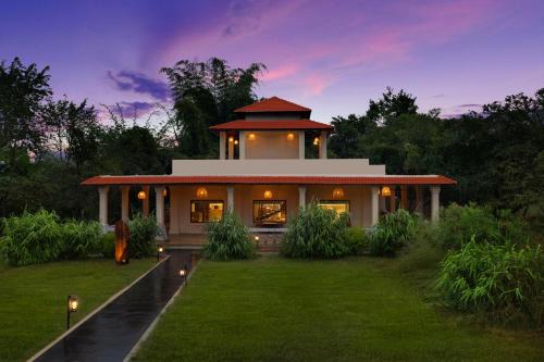 Lemon Tree Wildlife Resort, Kanha