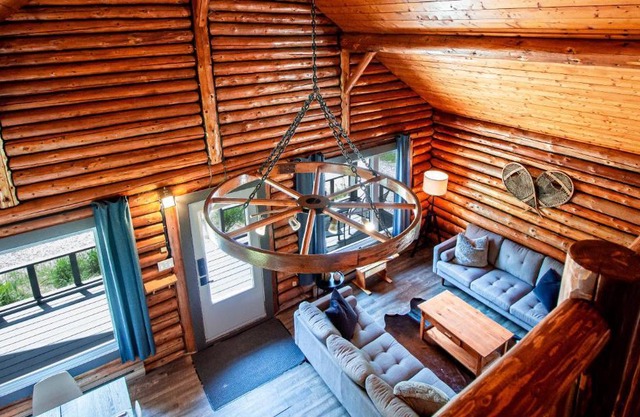 Les Chalets Tourisma - Chalet en bois rond avec spa - Chalet du 4e