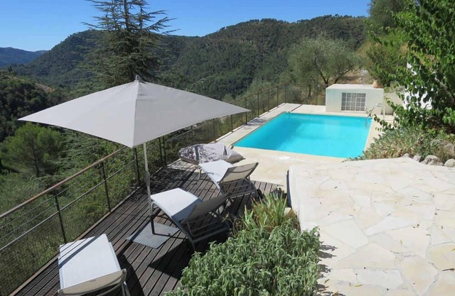 Les Figaires - L'ESCARENE