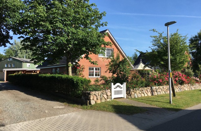 Let the sun be your guest in the morning.