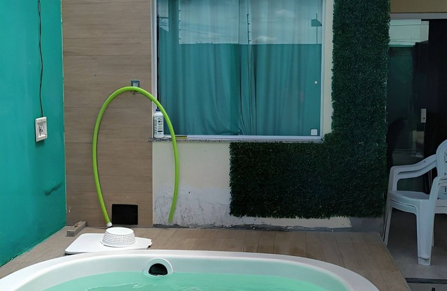 Leve Toda Família Para Essa Residência Aconchegante com Piscina