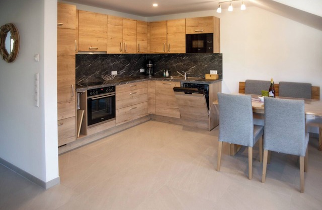 Lichtdurchflutete Ferienwohnung mit Kostenfreiem Wlan