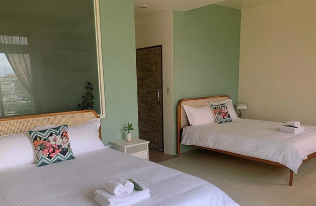 Light home 寧靜生活 近羅東 6-8人 可開伙聚餐 桌遊 免費車位 歡迎預訂