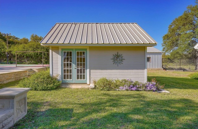 Little "G" Cottage on the Farm