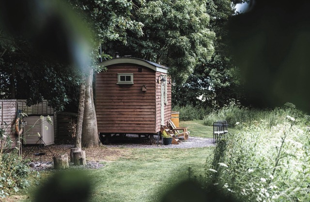 Little Otchan Shepherd's Hut