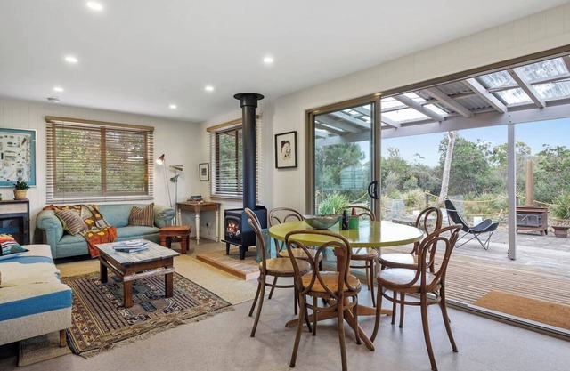 Little Secret Charming Clifton Beach Sanctuary