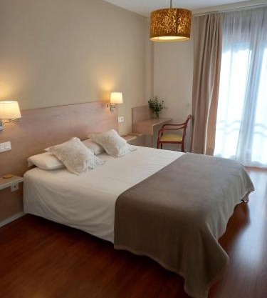 Littore TORMES con Parking, AA y Piscina