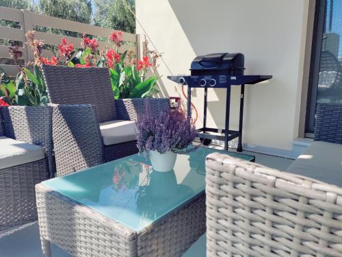 LIVAS Residence